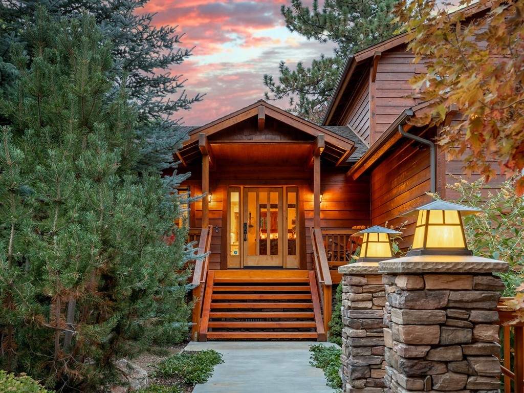 43639 Bow Canyon Rd 43639 Bow Canyon Rd