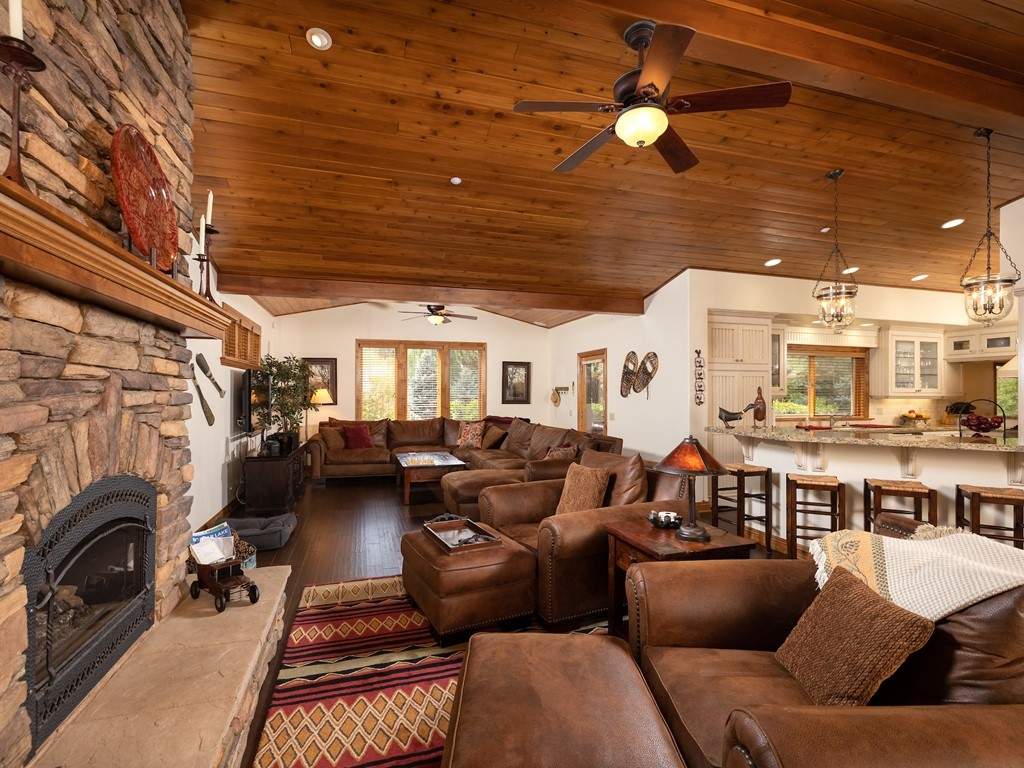 43639 Bow Canyon Rd 43639 Bow Canyon Rd