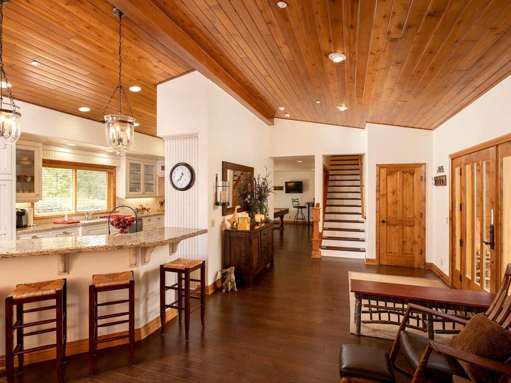 43639 Bow Canyon Rd 43639 Bow Canyon Rd