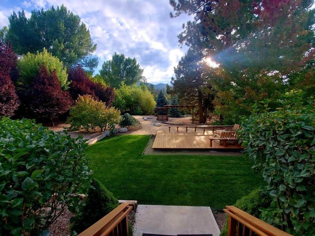 43639 Bow Canyon Rd 43639 Bow Canyon Rd