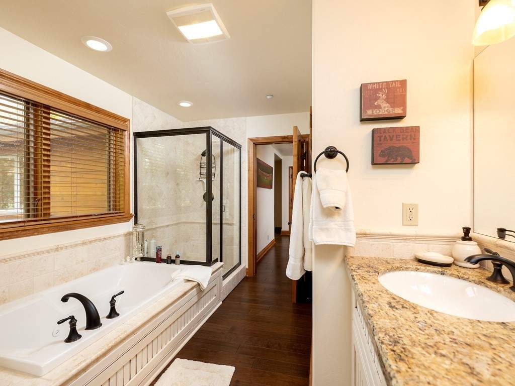 43639 Bow Canyon Rd 43639 Bow Canyon Rd