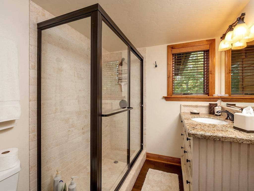 43639 Bow Canyon Rd 43639 Bow Canyon Rd