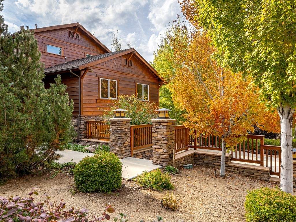 43639 Bow Canyon Rd 43639 Bow Canyon Rd