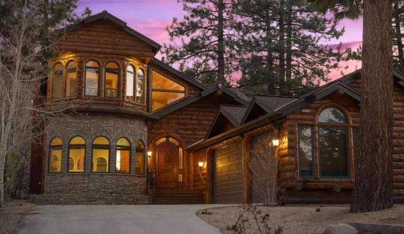 1215 Wolf Creek Court