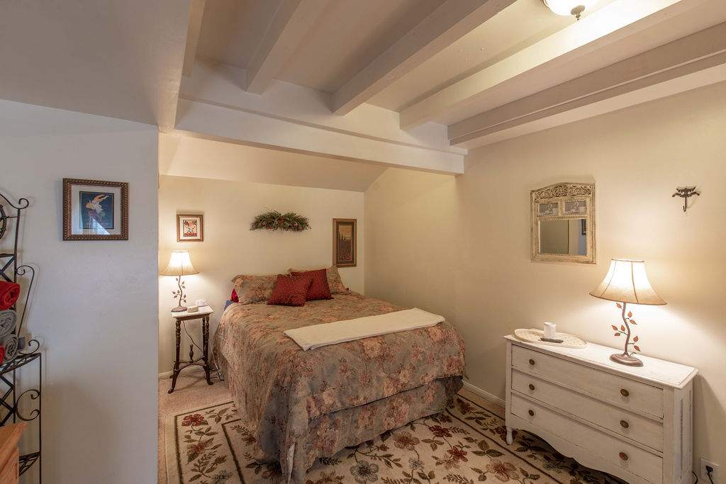 438 Moreno Ln 438 Moreno Ln