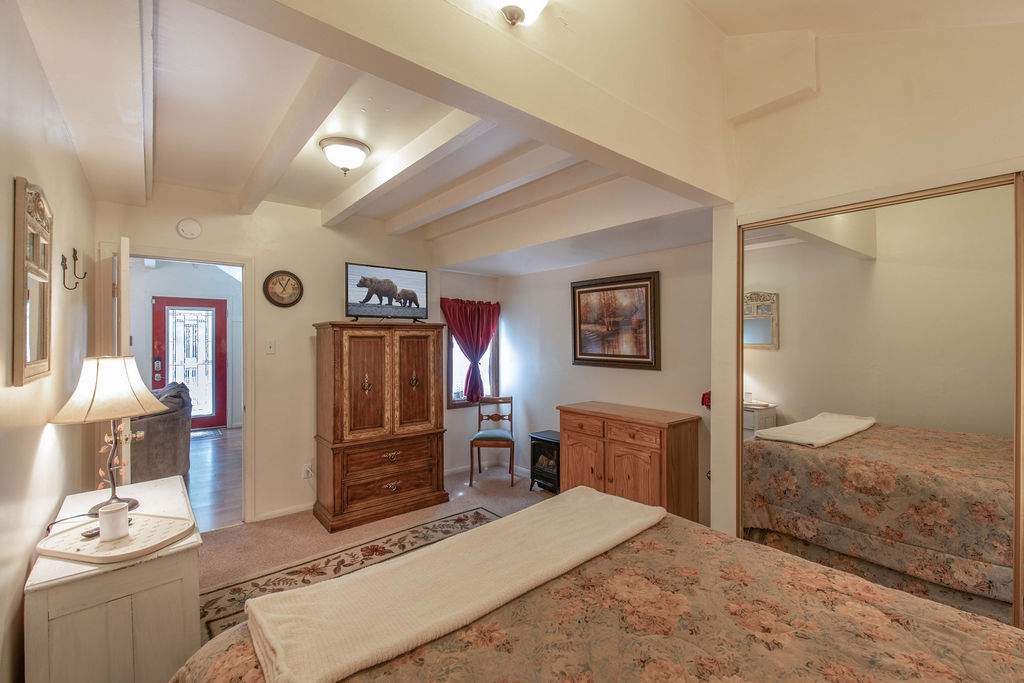 438 Moreno Ln 438 Moreno Ln