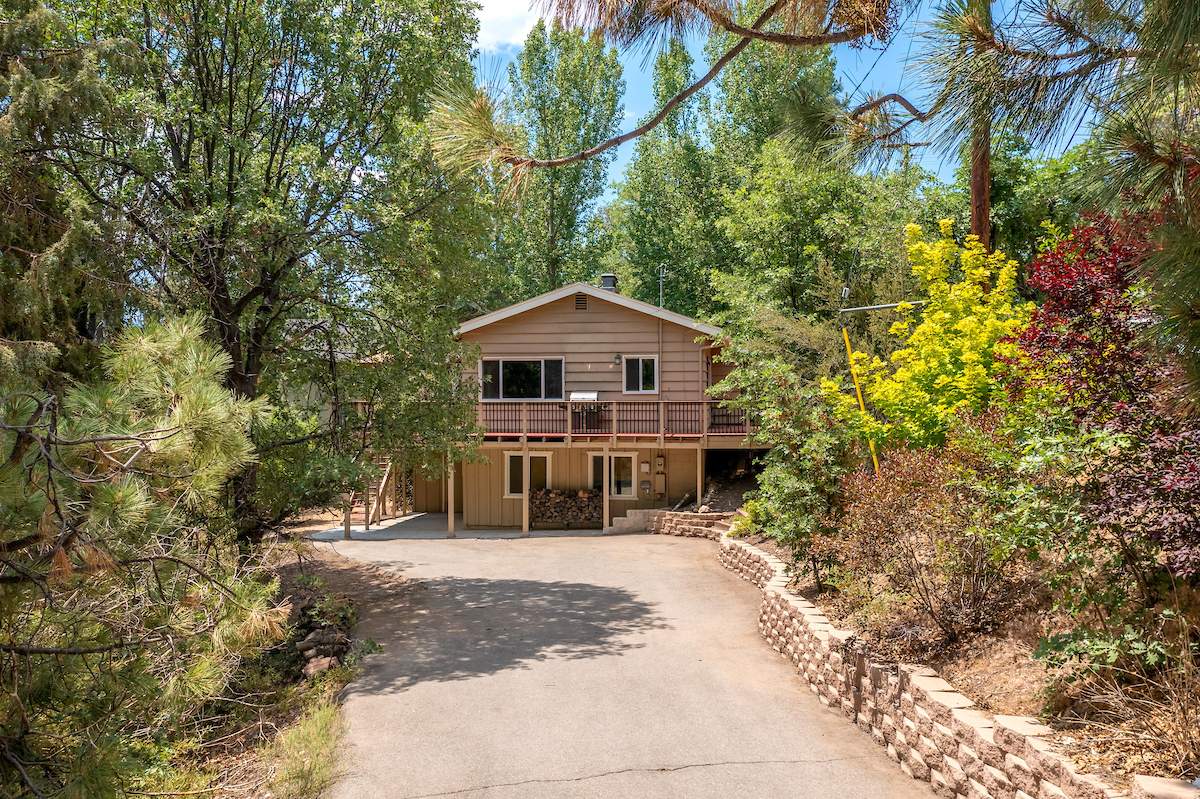 39543 Oak Glen Rd 39543 Oak Glen Rd