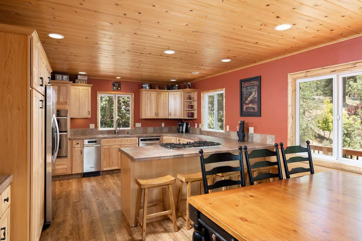 39543 Oak Glen Rd 39543 Oak Glen Rd