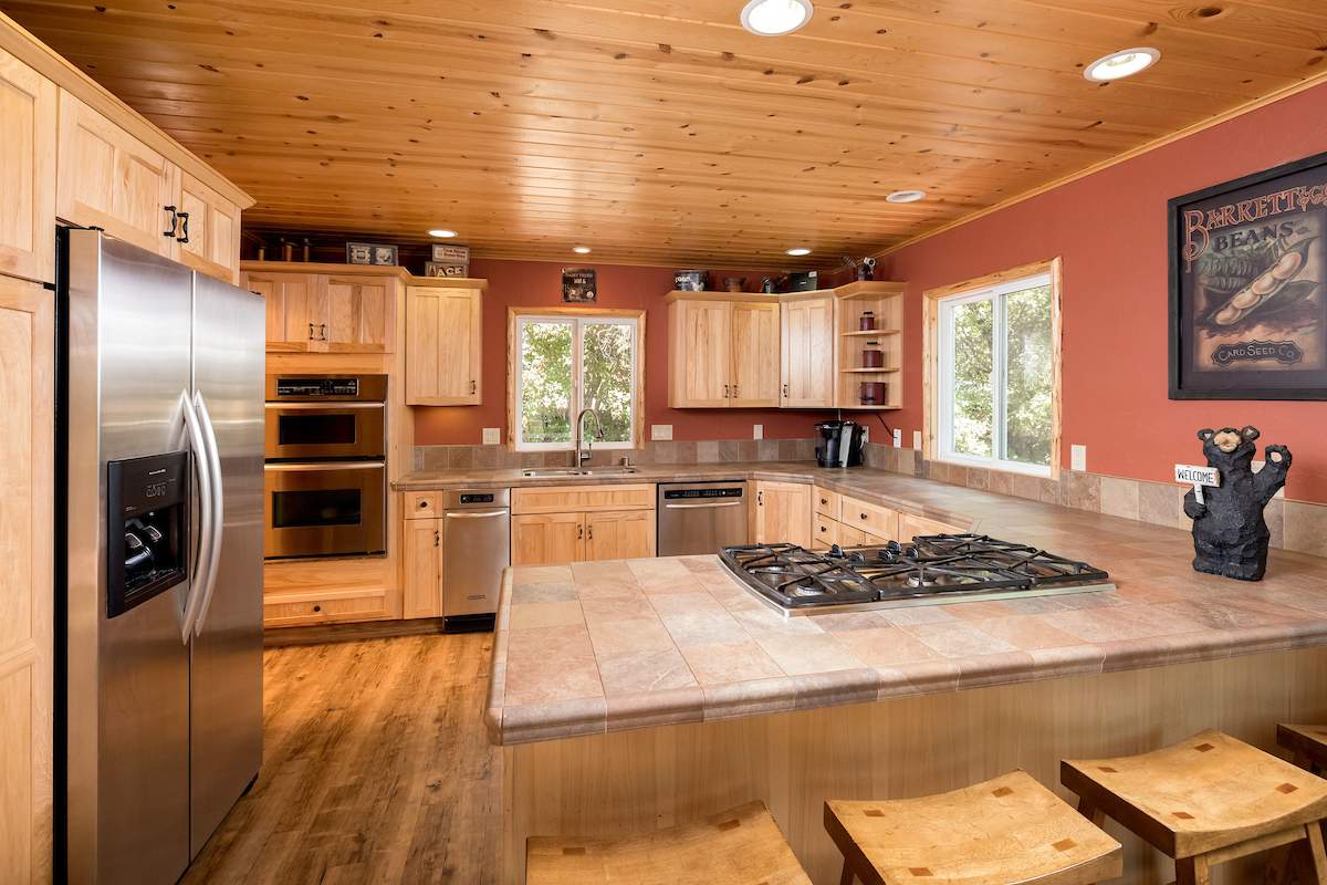 39543 Oak Glen Rd 39543 Oak Glen Rd