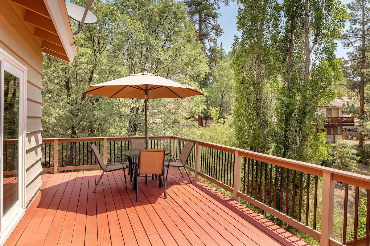 39543 Oak Glen Rd 39543 Oak Glen Rd