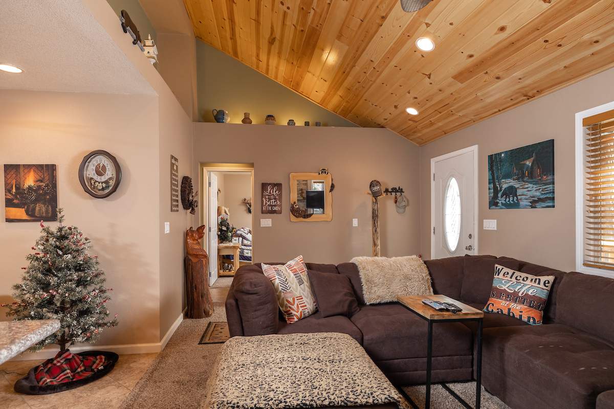 825 Sugarloaf Blvd 825 Sugarloaf Blvd