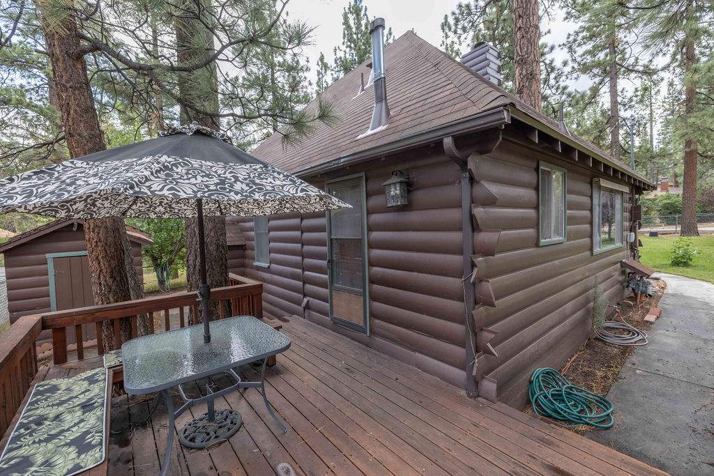 229 E Sherwood 229 E Sherwood