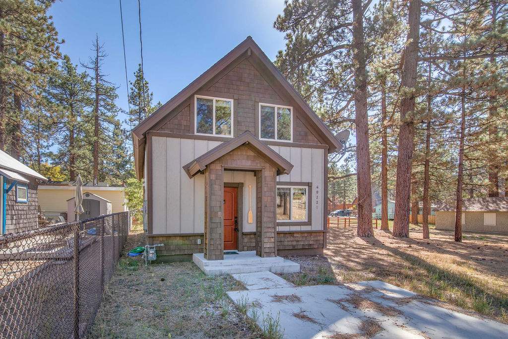 40221 Esterly Ln 40221 Esterly Ln