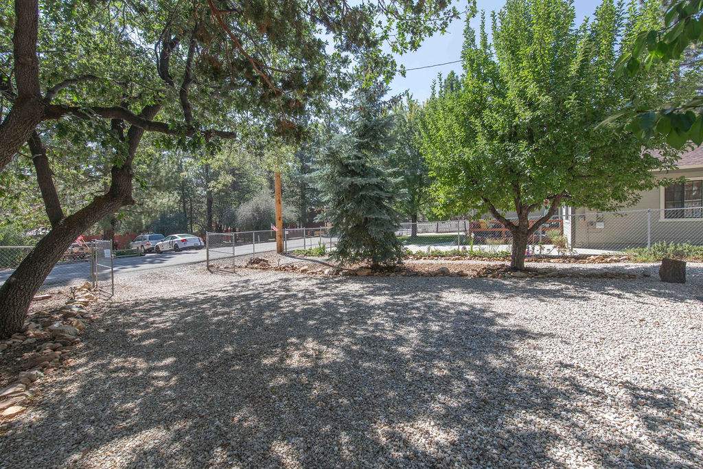 438 Moreno Ln 438 Moreno Ln