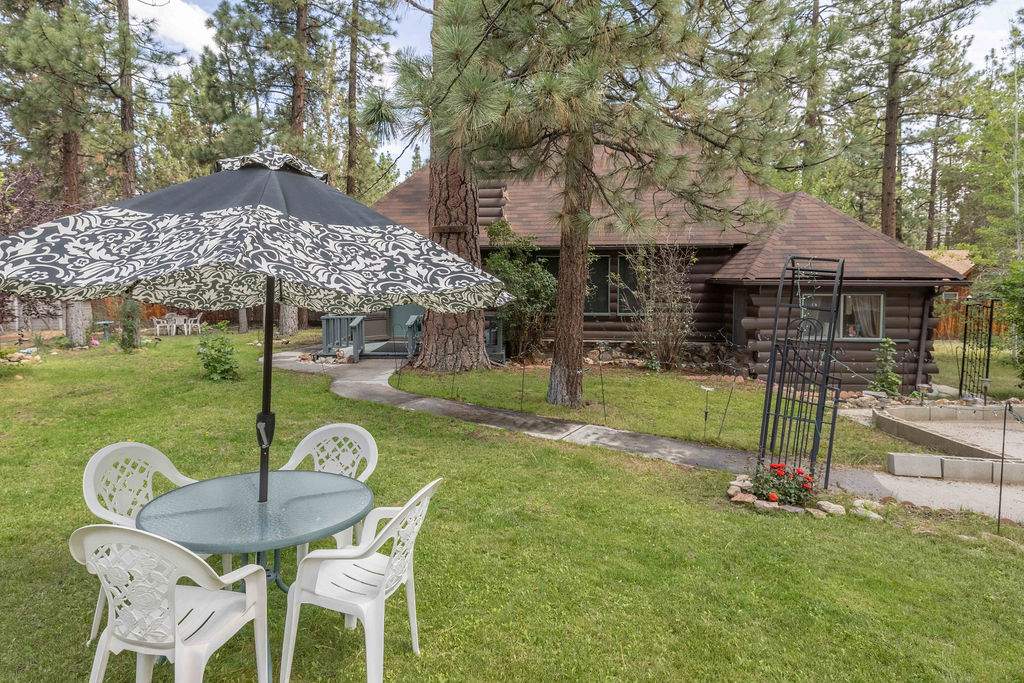 229 E Sherwood 229 E Sherwood