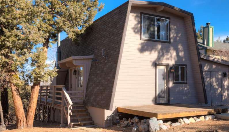 519 Villa Grove Avenue