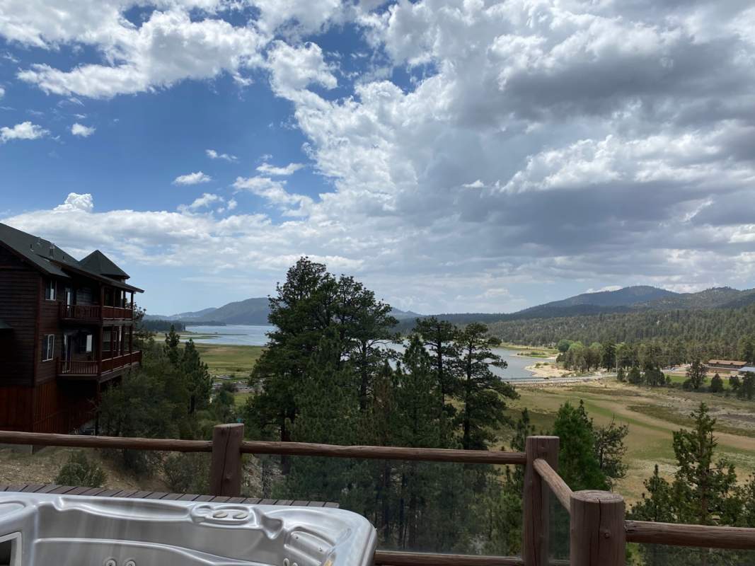 477 Windsong Pl 477 Windsong Pl