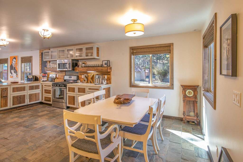 40221 Esterly Ln 40221 Esterly Ln