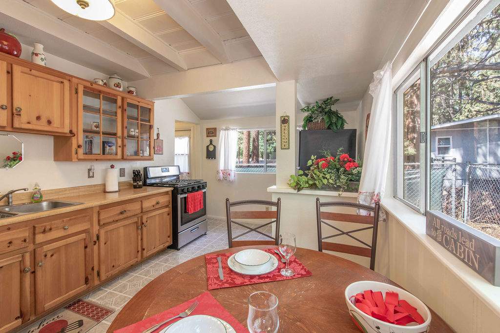 438 Moreno Ln 438 Moreno Ln