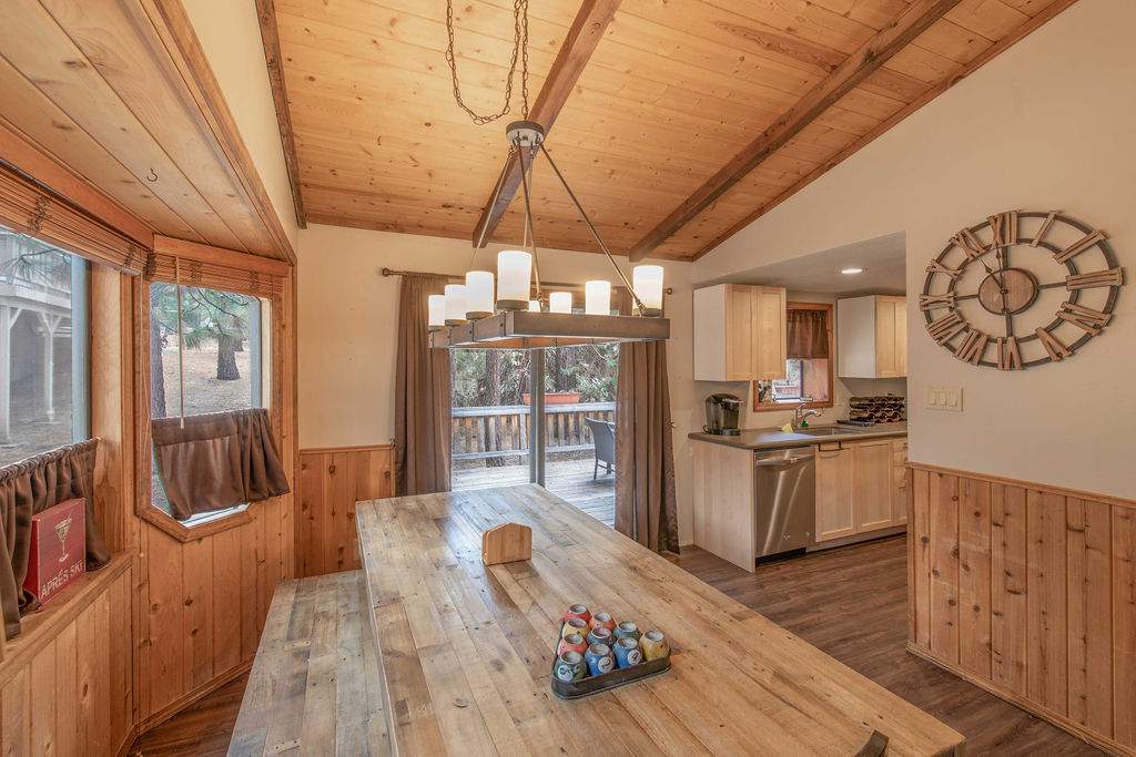 42401 Avalon Rd 42401 Avalon Rd