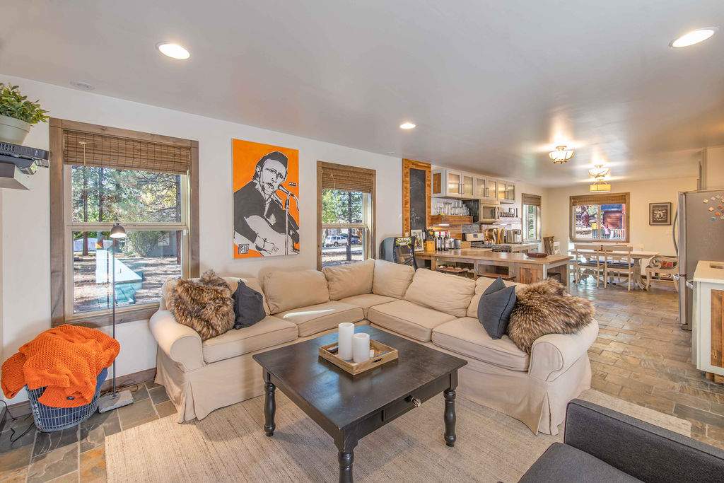 40221 Esterly Ln 40221 Esterly Ln