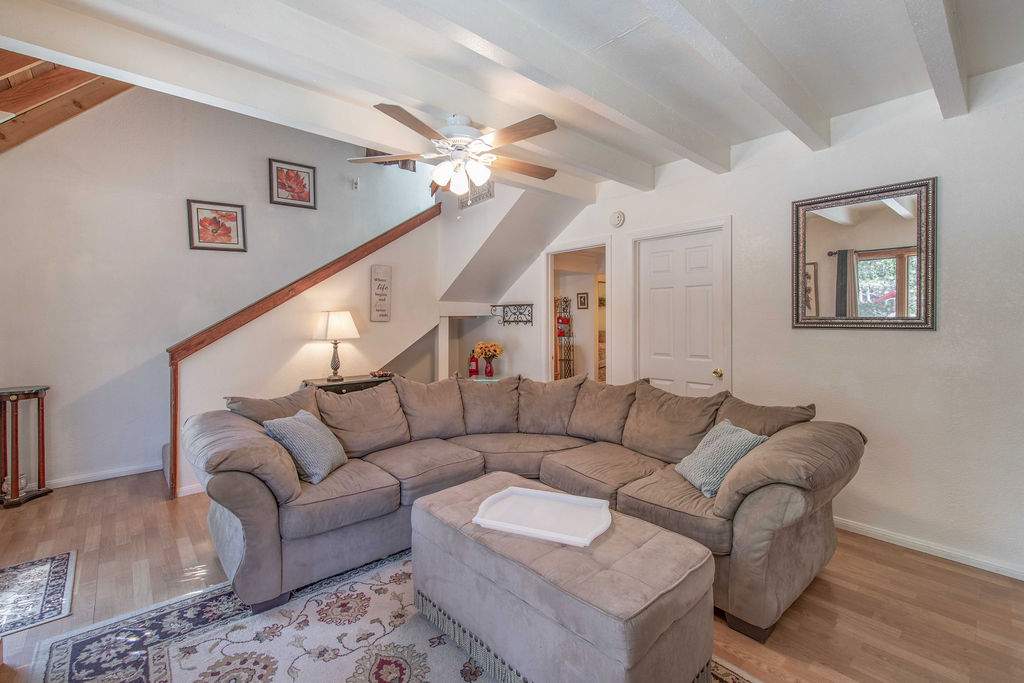 438 Moreno Ln 438 Moreno Ln